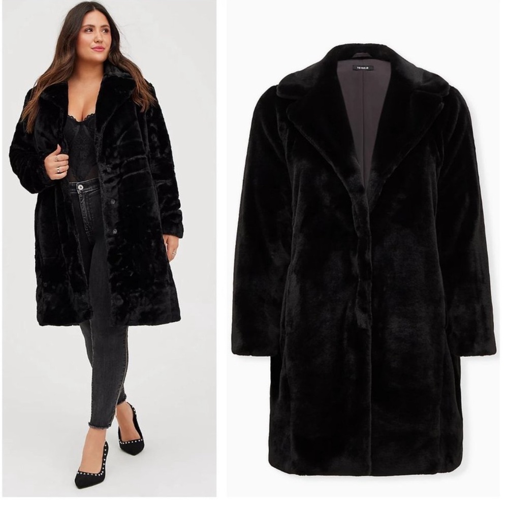 NWOT 4x TORRID FAUX FUR COAT